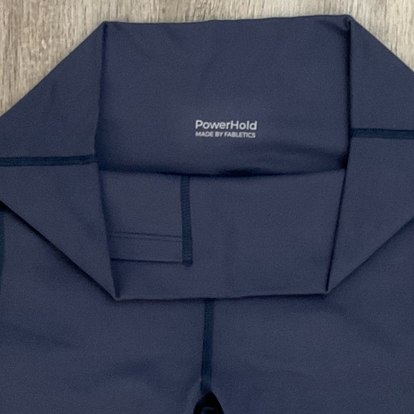 Fabletics Powerhold Leggings - Deepest Sea Size M / L (27) - Side Pockets - Picture 2 of 7
